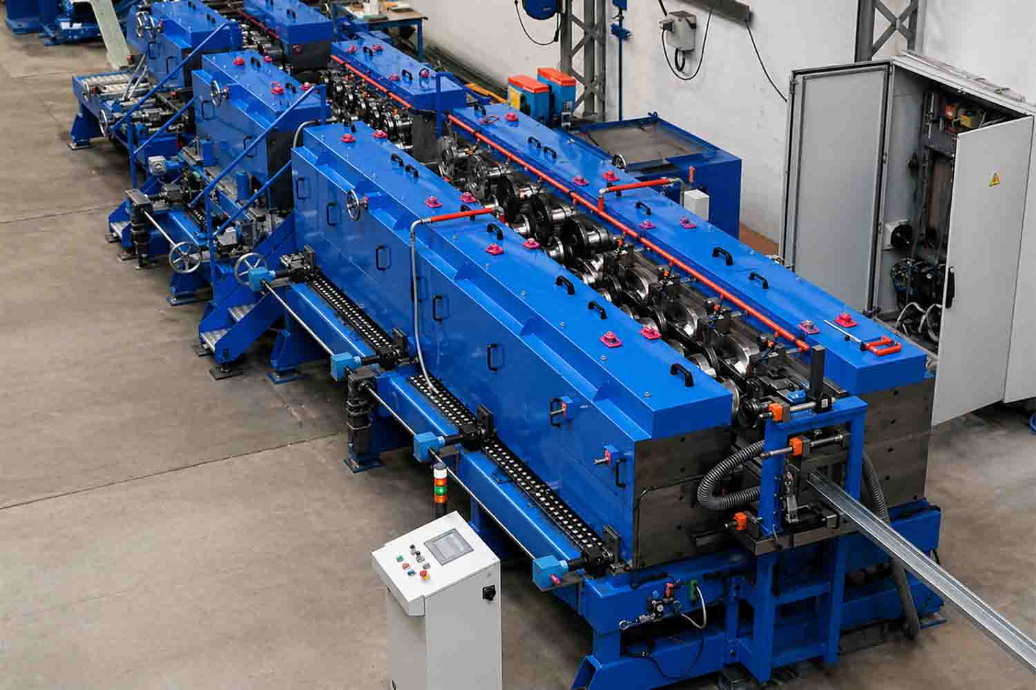 Custom cold roll forming machine