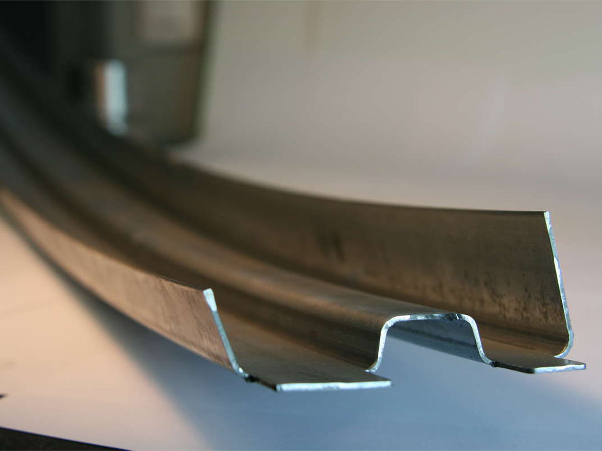 Profiles for vehicule door frames