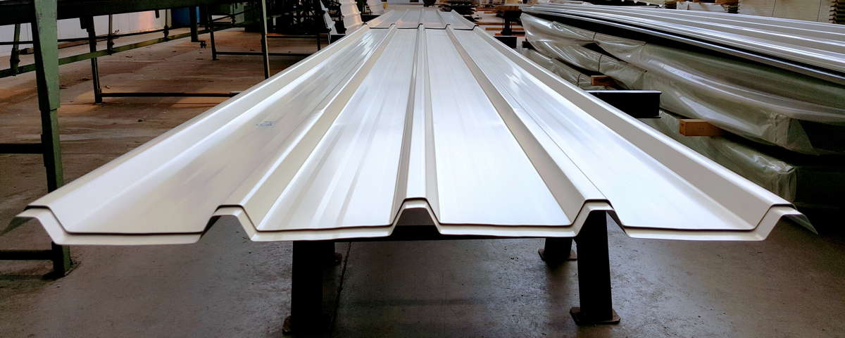 Profiling line for cladding
