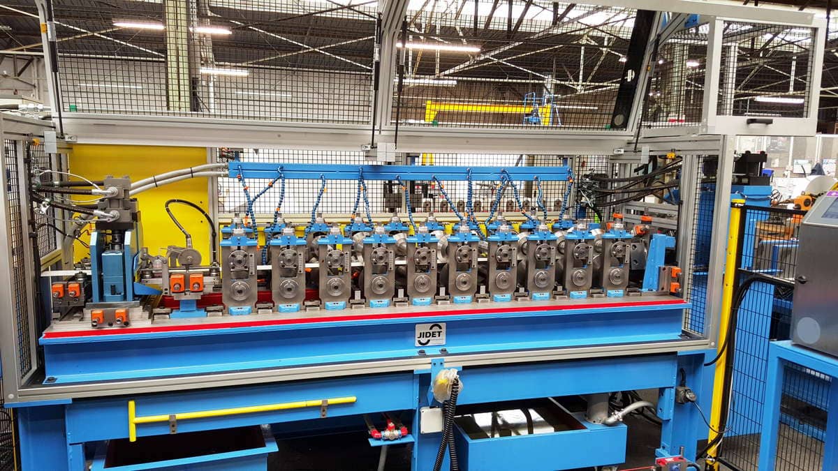 Profiling line manufacture garage door frames