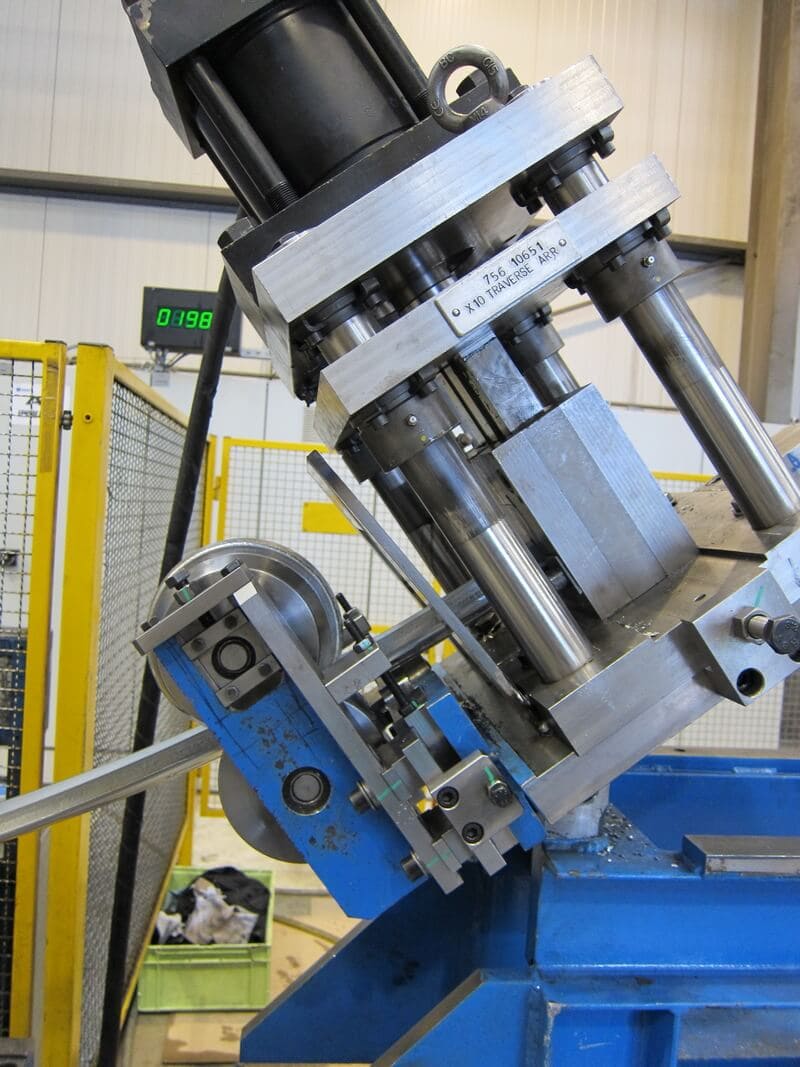 Roll forming line bumper profile