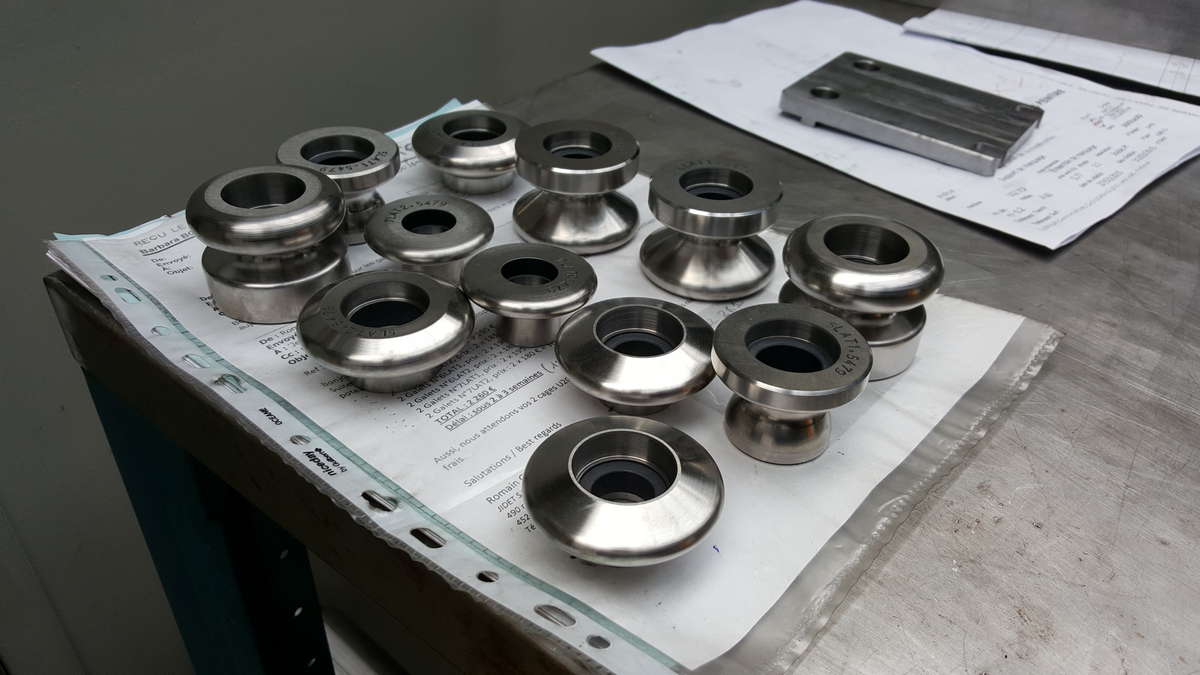 Roll forming tooling