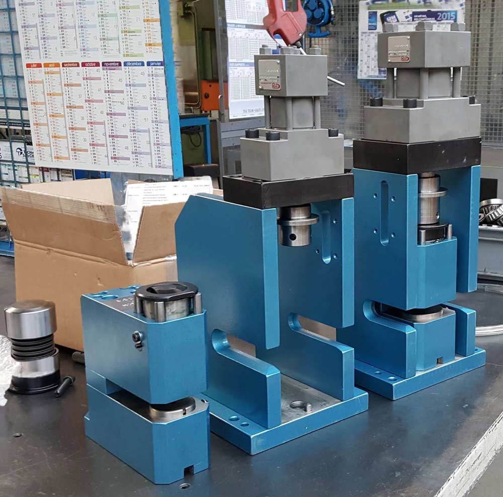 Tools punching machines